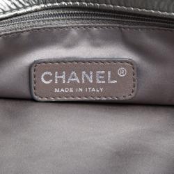 Pre Owned Chanel Grey Embossed Patent Leather Flap Bag