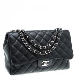 مملوكة مسبقًا Chanel Black Quilted Caviar Leather Jumbo Classic Single Flap Bag