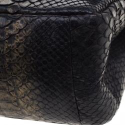مملوكة مسبقًا حقيبة شانيل قلاب 226 كلاسيك 2.55 ريإيشو جلد ثعبان ذهبية/ سوداء ميتالك