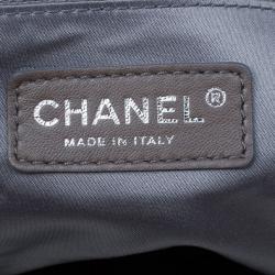 Pre Owned Chanel Metallic Grey Leather Large Hobo