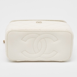 Pre Owned Chanel White Quilted Caviar Leather Small CC Vanity Case Bag
