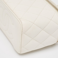 Pre Owned Chanel White Quilted Caviar Leather Small CC Vanity Case Bag