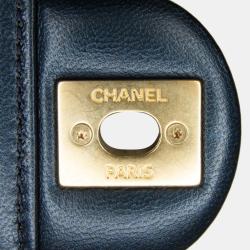 Pre Owned Chanel Navy Blue Medium Chic Pearls Flap Bag