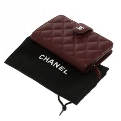Pre Owned Chanel Burgundy Quilted Leather CC Compact Wallet