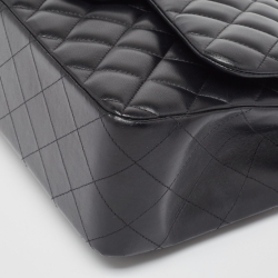 Pre Owned Chanel Black Quilted Leather Jumbo Classic Double Flap Bag