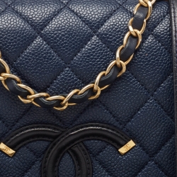 Pre Owned Chanel Navy Blue/Black Caviar Leather Medium CC Filigree Flap Bag