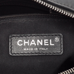 Pre Owned Chanel Black Leather Chain Signature Bag