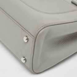 Pre Owned حقيبة شانيل ميني نويه إكسوكيتيف شوبنغ جلد عنابية