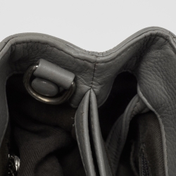 Pre Owned حقيبة شانيل ميني نويه إكسوكيتيف شوبنغ جلد عنابية