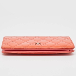 Pre Owned Chanel Orange Quilted Patent Leather CC Yen Continental Wallet