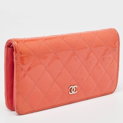Pre Owned Chanel Orange Quilted Patent Leather CC Yen Continental Wallet
