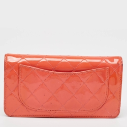Pre Owned Chanel Orange Quilted Patent Leather CC Yen Continental Wallet