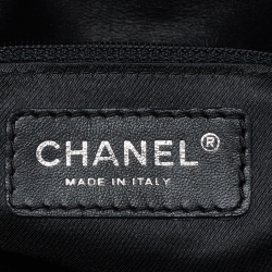Pre Owned Chanel Black Quilted Leather Bijoux Ring Chain Hobo