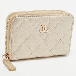 مملوكة مسبقًا Chanel Gold Quilted Leather Zip Around Coin Purse