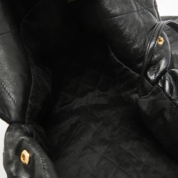 Pre Owned Chanel Black Quilted Leather Medium 22 Hobo