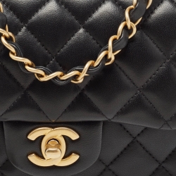 Pre Owned Chanel Black Quilted Leather Mini Square Classic Flap Bag