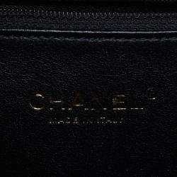 مملوكة مسبقًا حقيبة ماكياج شانيل جلد كافيار أسود مبطن سي سي فيليغري بسلسلة
