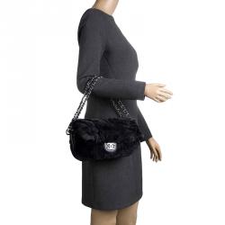 Pre Owned حقيبة شانيل قلاب كلاسيك جلد وفرو أرنب زرقاء كحلية