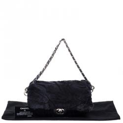 Pre Owned حقيبة شانيل قلاب كلاسيك جلد وفرو أرنب زرقاء كحلية