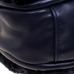 Pre Owned حقيبة شانيل قلاب كلاسيك جلد وفرو أرنب زرقاء كحلية