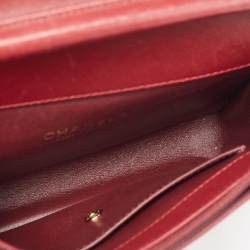 Pre Owned حقيبة كتف شانيل كوكو جلد شيفرون عنابي ظرفية