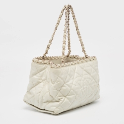 Pre Owned Chanel Off White Quilted Glazed Leather Small Chain Me Tote