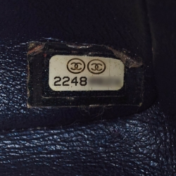 مملوكة مسبقًا Chanel Metallic Navy Blue Grommet Leather Mini Airline Single Flap Bag