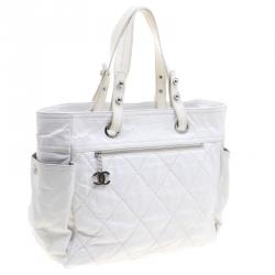 Pre Owned حقيبة يد شانيل باريس بياريتز كبيرة كانفاس مقوى مبطنة بيضاء