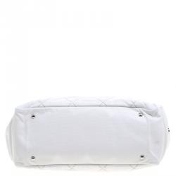 Pre Owned حقيبة يد شانيل باريس بياريتز كبيرة كانفاس مقوى مبطنة بيضاء