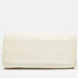 مملوكة مسبقًا Chanel Cream Canvas Small Deauville Tote