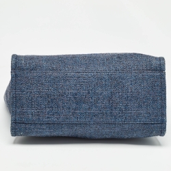 مملوكة مسبقًا حقيبة يد توتس شانيل شوبر ديوفيل جلد وقش أزرق ميتاليك متوسطة