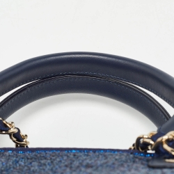 مملوكة مسبقًا حقيبة يد توتس شانيل شوبر ديوفيل جلد وقش أزرق ميتاليك متوسطة