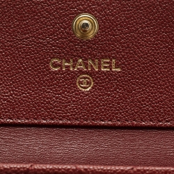 Pre Owned Chanel Burgundy Quilted Caviar Leather Boy Compact Wallet