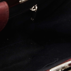 Pre Owned Chanel Burgundy Quilted Leather CC Delivery Bag