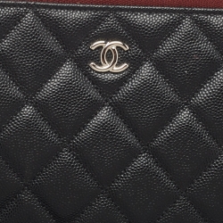 مملوكة مسبقًا Chanel Black Quilted Caviar Leather O'Case Pouch