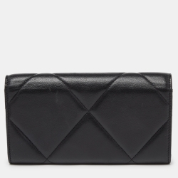 Pre Owned Chanel Black Quilted Leather Chanel 19 Flap Wallet