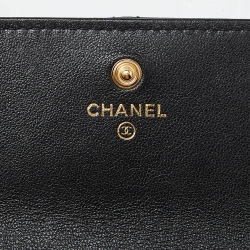 Pre Owned Chanel Black Quilted Leather Chanel 19 Flap Wallet