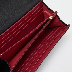 Pre Owned Chanel Black Quilted Leather Chanel 19 Flap Wallet