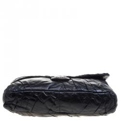 مملوكة مسبقًا حقيبة شانيل قلاب كلاسيكي كبيرة جلد بطيات سوداء