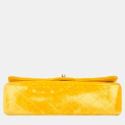 مملوكة مسبقًا Chanel Yellow Medium Classic Velvet Double Flap