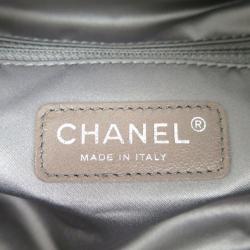 Pre Owned Chanel Grey Pile Fabric CC Hobo