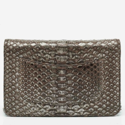 مملوكة مسبقًا Chanel Beige Python CC Wallet on Chain