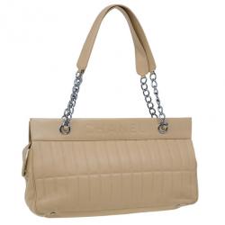مملوكة مسبقًا Chanel Beige Leather East-West Shoulder Bag
