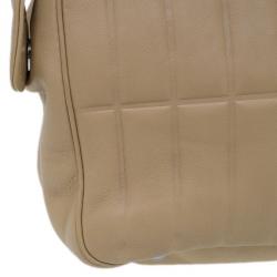مملوكة مسبقًا Chanel Beige Leather East-West Shoulder Bag