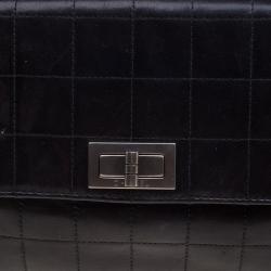 Pre Owned Chanel Black Chocolate Bar Leather Reissue Flap Bag