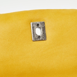 مملوكة مسبقًا Chanel Yellow Nubuck Leather Wildstitch Thin City Flap Bag