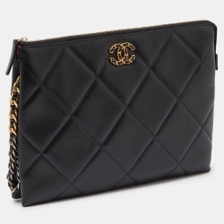 Pre Owned Chanel Black Quilted Leather 19 Chain Wristlet Pouch 