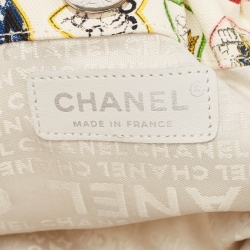 Pre Owned Chanel Off White/Multicolor Canvas Mini Valentine Heart Hobo 