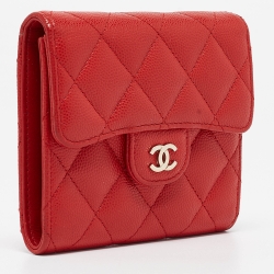 Pre Owned Chanel Red Quilted Caviar Leather CC Trifold Wallet