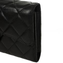 Pre Owned Chanel Black Quilted Lambskin Classic Long Wallet